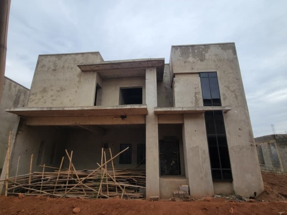 Pre-finished 5-Bedroom Fully Detached Duplex